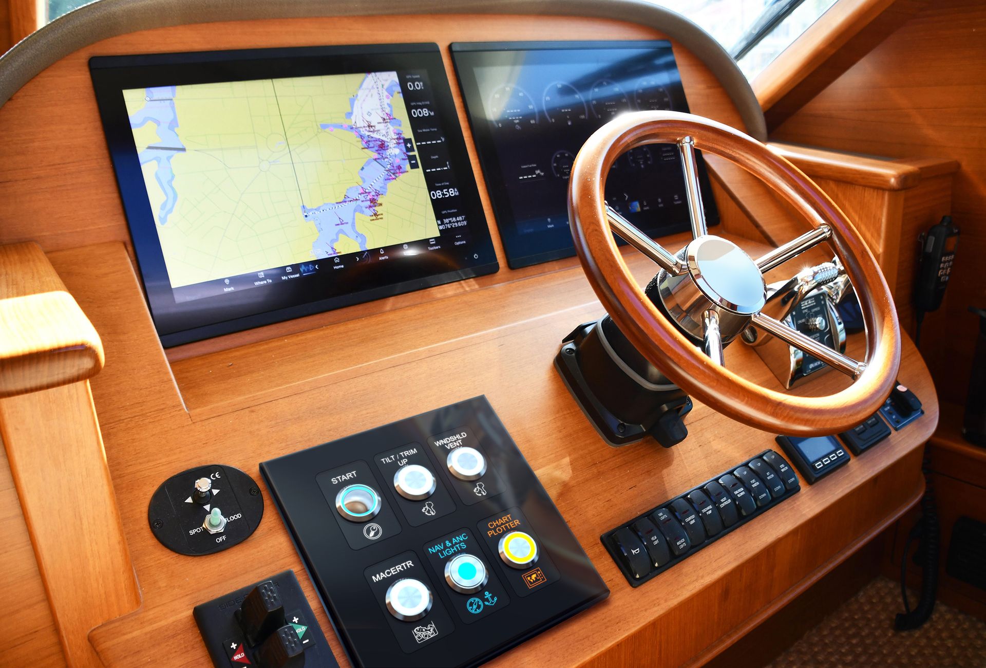 Yacht
